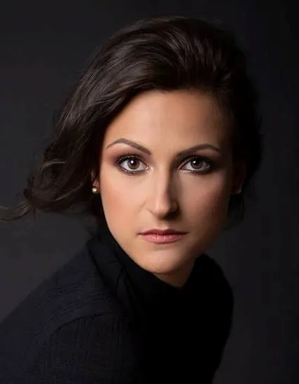 Meszlényi Viktória